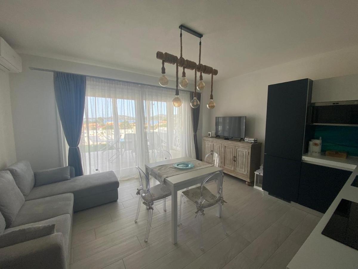 Aqua Life Luxury Apartment 아르자케나 외부 사진